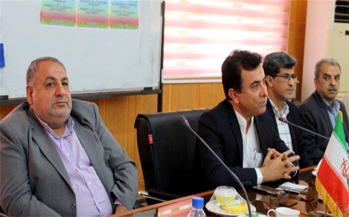 برگزیدگان مسابقات علمی تخصصی معلمان بوشهر تجلیل شدند