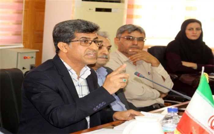 برگزیدگان مسابقات علمی و تخصصی و روش های برتر تدریس درس تربیت بدنی معلمان استان بوشهر تجلیل شدند