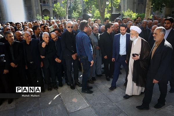 تشییع پیکر محمد رضا حافظی رئیس جامعه خیرین مدرسه ساز