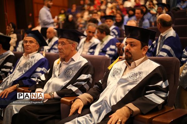 یازدهمین  مراسم دانش آموختگی دانشجویان پردیس بین الملل دانشگاه شریف جزیره کیش