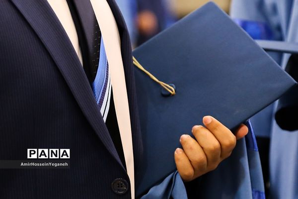 یازدهمین  مراسم دانش آموختگی دانشجویان پردیس بین الملل دانشگاه شریف جزیره کیش