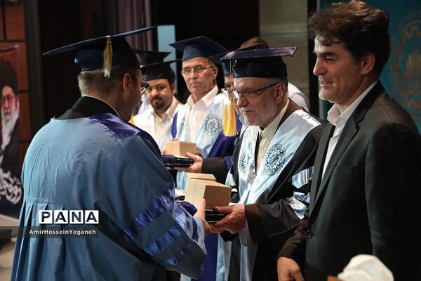 یازدهمین  مراسم دانش آموختگی دانشجویان پردیس بین الملل دانشگاه شریف جزیره کیش