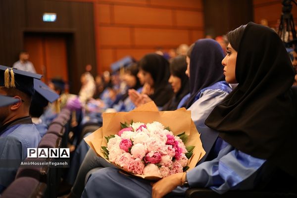 یازدهمین  مراسم دانش آموختگی دانشجویان پردیس بین الملل دانشگاه شریف جزیره کیش