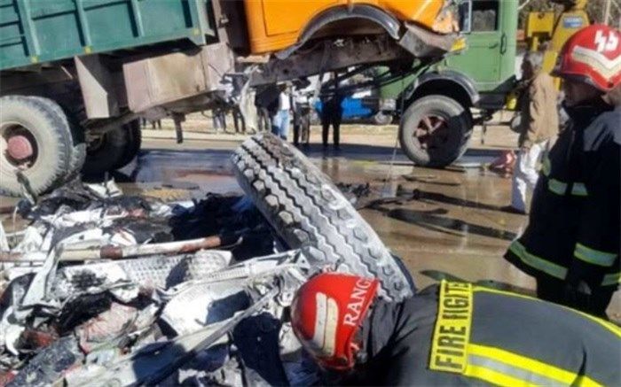 واژگونی مرگبار اتوبوس با ۲ کشته و۲۳ مصدوم