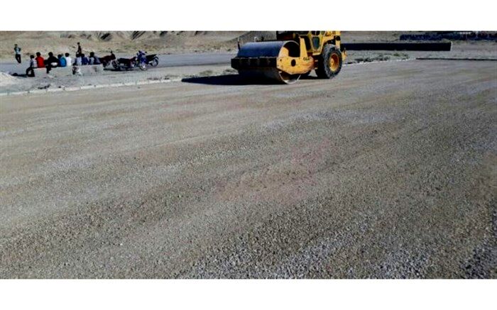 آغاز عملیات اجرایی احداث زمین بزرگ چمن مصنوعی مجموعه ورزشی شهداء کوی علیا شهر کازرون