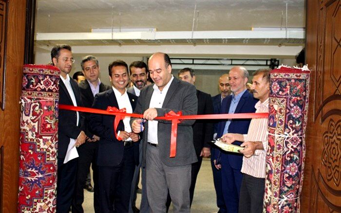 افتتاح نمایشگاه فرش و صنایع دستی مددجویان تحت حمایت کمیته امدادآذربایجان شرقی