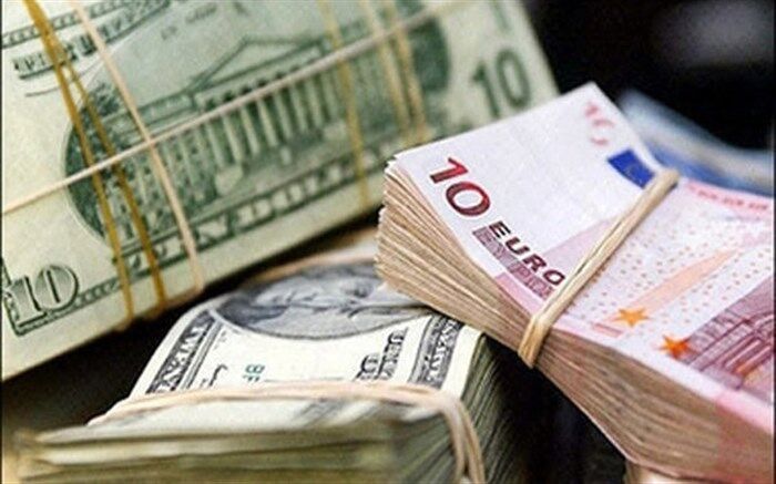 تاجگردون، رئیس کمیسیون برنامه: بازار ارز به سمت ثبات در حرکت است