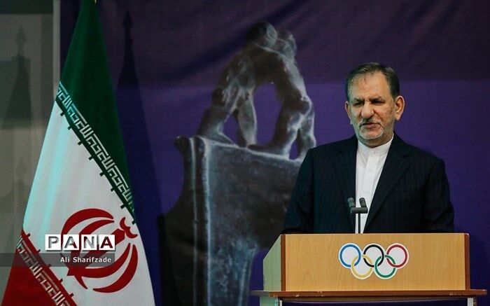 جهانگیری: مدیران ارشد باید تا پای عزل مدیری که صرفه جویی نمی کند، پیش بروند