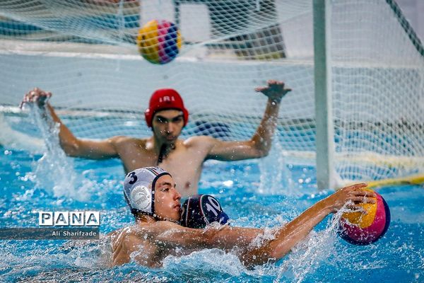 تمرین تیم ملی واترپلو نوجوانان ایران‬‎