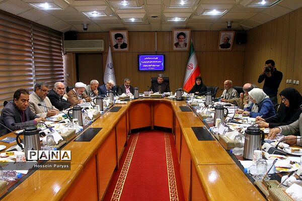 اولین نشست هم‌اندیشی اساتید دانشگاه‌های علوم تربیتی با سرپرست وزارت آموزش‌وپرورش