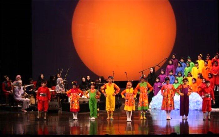 کنسرت  هنرجویان سودابه سالم در برج آزادی