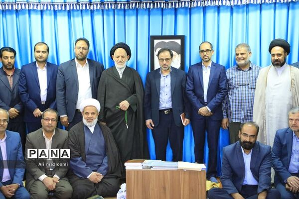 دیدار اعضای شورای عالی بسیج اساتید استان با نماینده ولی فقیه