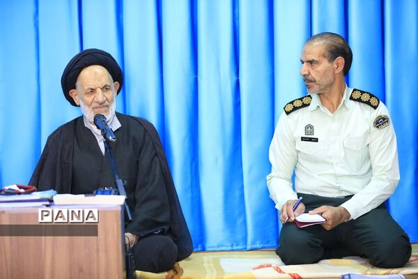 دیدار رئیس پلیس و پرسنل مواد مخدر استان با نماینده ولی فقیه در خراسان جنوبی
