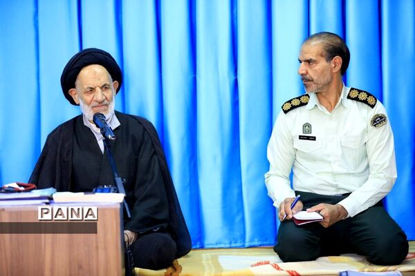 دیدار رئیس پلیس و پرسنل مواد مخدر استان با نماینده ولی فقیه در خراسان جنوبی