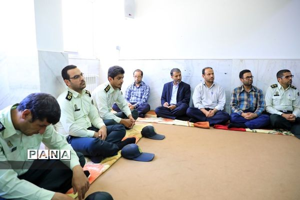 دیدار رئیس پلیس و پرسنل مواد مخدر استان با نماینده ولی فقیه در خراسان جنوبی
