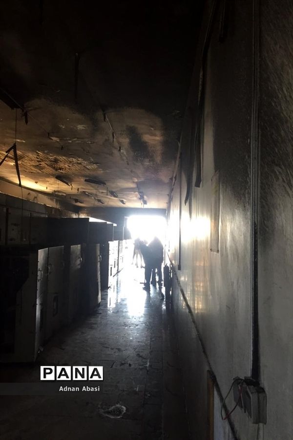 مهار آتش سوزی ایستگاه برق گله‌دار