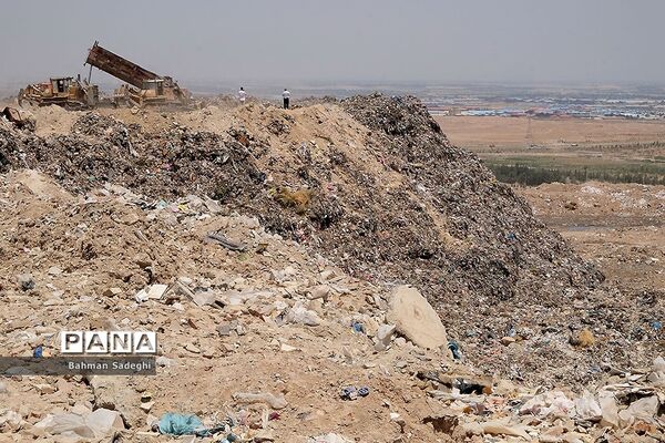 بازدید از مراکز تفکیک زباله تهران