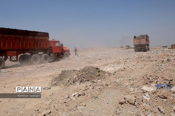 بازدید از مراکز تفکیک زباله تهران