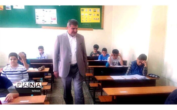 بازدید فولادوند از مراکز برگزاری آزمون  استعدادهای درخشان شهر تهران