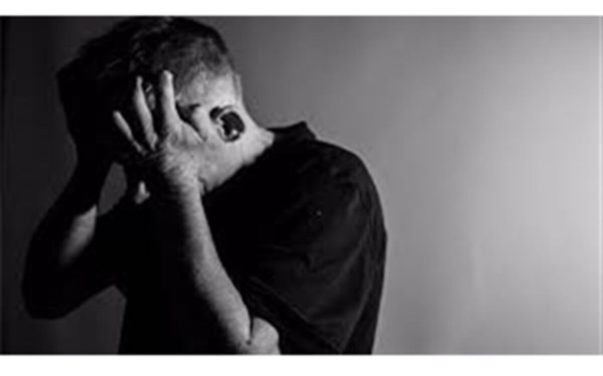 علائم افسردگی را بشناسید