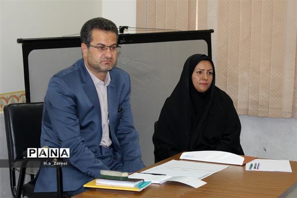 نشست مشترک مجامع اعضا،مربیان و شوراهای دانش‌آموزی اصفهان