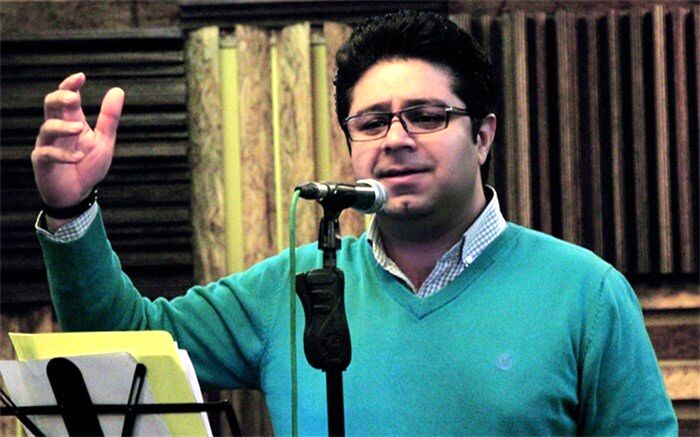 حجت اشرف‌زاده: تک‌آهنگ‌ بیشتر شنیده می‌شود