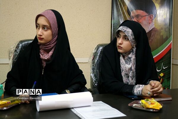 نشست اعضا هیات رئیسه نهمین دوره مجلس و شوراهای  دانش آموزی  خوزستان