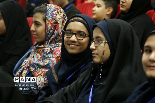 آئین اختتامیه جشنواره نوجوان سالم