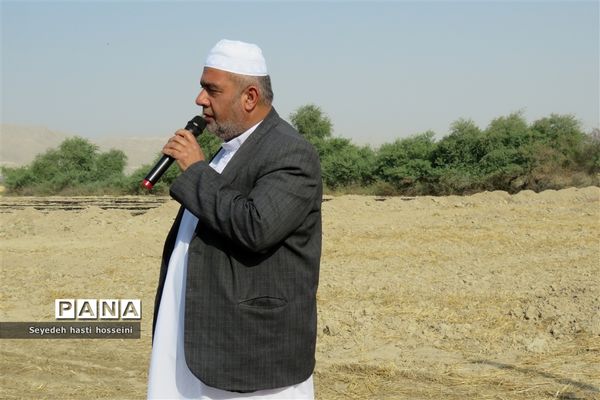 کلنگ‌زنی گلخانه ۱.۵ هکتاری با اعتبار ۳۶ میلیارد ریال در بخش گله‌دار