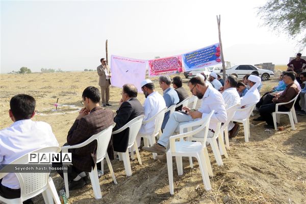 کلنگ‌زنی گلخانه ۱.۵ هکتاری با اعتبار ۳۶ میلیارد ریال در بخش گله‌دار