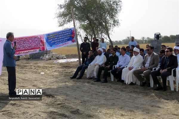 کلنگ‌زنی گلخانه ۱.۵ هکتاری با اعتبار ۳۶ میلیارد ریال در بخش گله‌دار