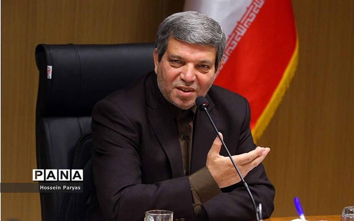 حسینی: آموزش‌ و پرورش بهترین محل برای سرمایه‌گذاری در فناوری اطلاعات است