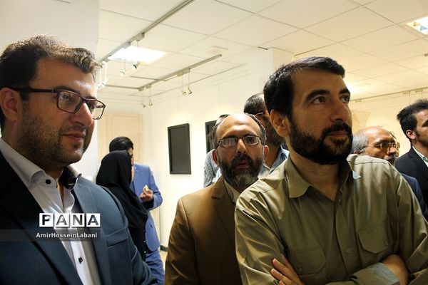 افتتاح نمایشگاه گرافیک طوفان شن