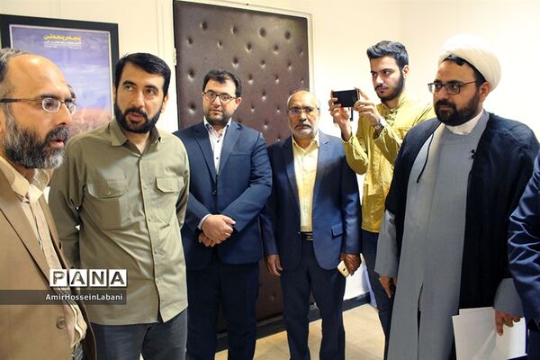 افتتاح نمایشگاه گرافیک طوفان شن