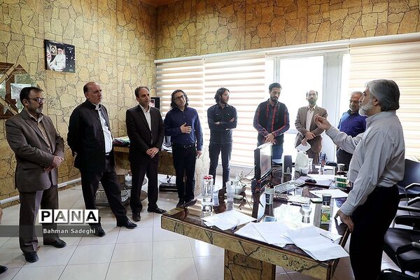 بازدید مدیرکل فرهنگی هنری  از دبیرخانه جشنواره فرهنگی هنری