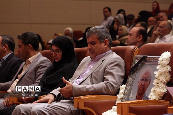 همایش تجلیل از خیرین مدرسه‌ساز استان تهران (1)