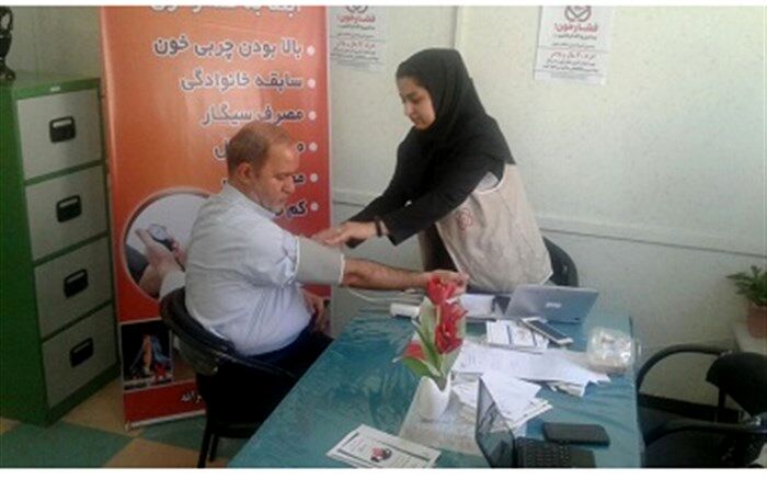 اجرای طرح ملی کنترل فشار خون در آموزش و پرورش مراغه
