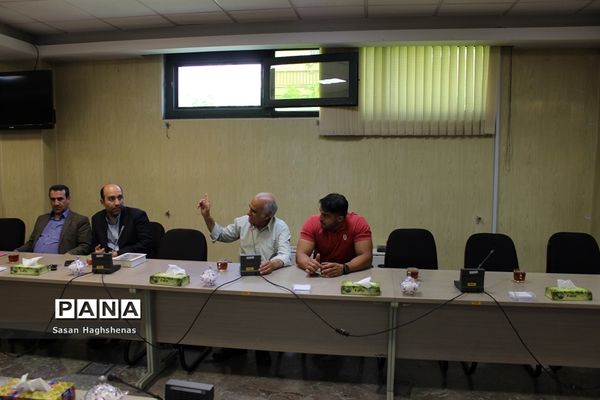 برگزاری جلسات کارگروه اشتغال، سرمایه گذاری و ستاداقتصاد مقاومتی در اسلامشهر