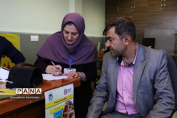 پیوستن مدیرکل و کارکنان آموزش و پرورش به بسیج ملی کنترل فشارخون