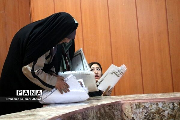همایش تجلیل از مربیان و مدیران پیشتاز سازمان دانش‌آموزی ناحیه یک اهواز