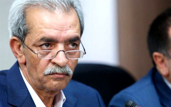 رئیس اتاق بازرگانی ایران: تصمیم‌گیران دلیل کاهش تولید کشور را اعلام کنند