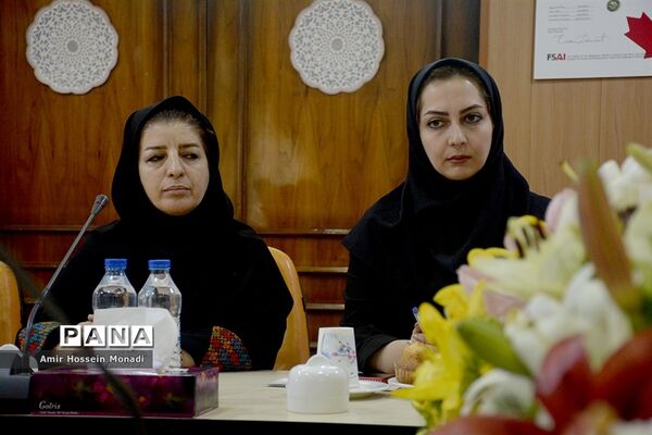 نشست خبری مدیرعامل بانک سلول‌های بنیادی بند خون ناف رویان جهاد دانشگاهی