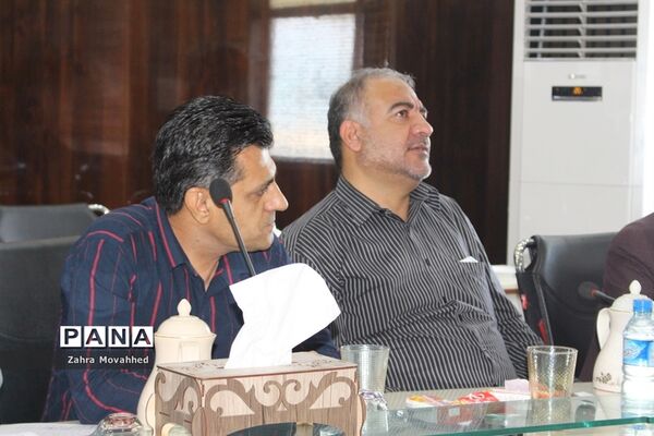 جلسه کار گروه استانی سرویس مدارس استان بوشهر