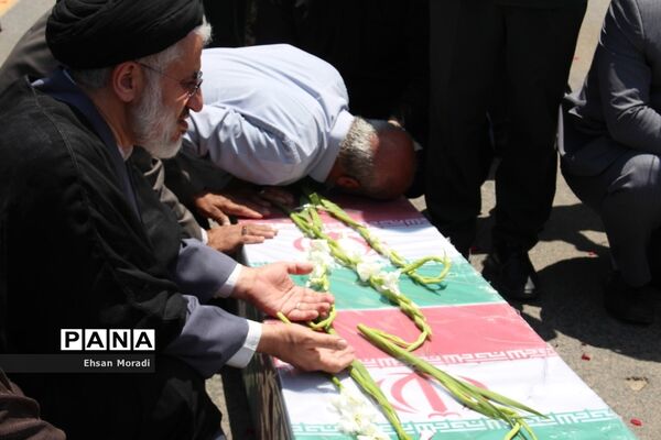 استقبال از شهدای گمنام در بیرجند