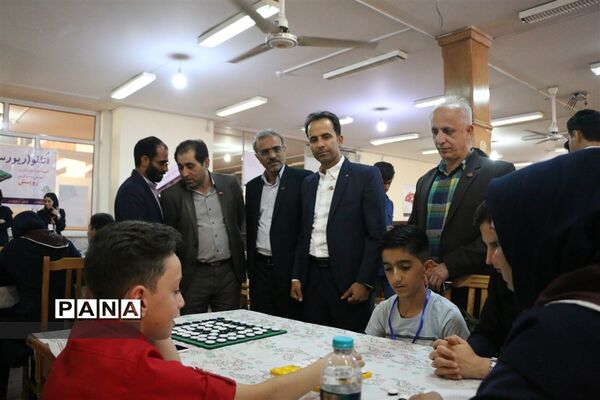 دومین دوره المپیاد کشوری بازی های فکری سرگرمی دانش‌آموزان پسر در شیراز