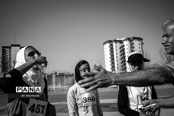 مسابقات دوومیدانی بانوان جانبازان و معلولین