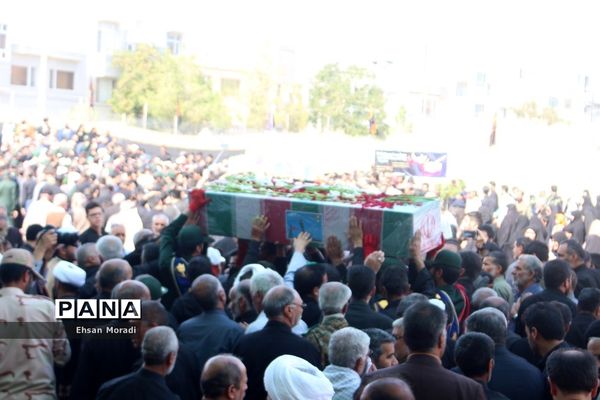 تشییع شهدای گمنام در بیرجند