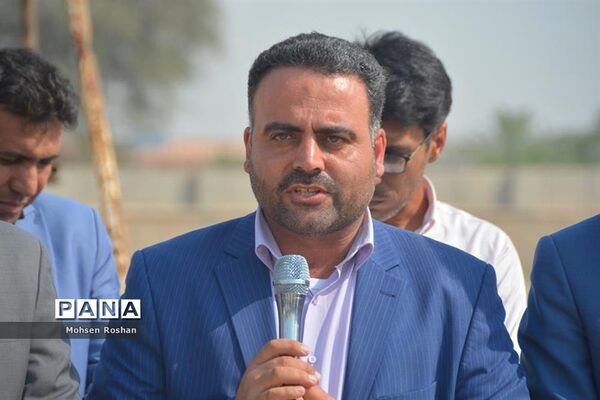 بازدید معاون وزیر و رئیس سازمان نوسازی ،توسعه و تجهیز مدارس کشور از استان بوشهر