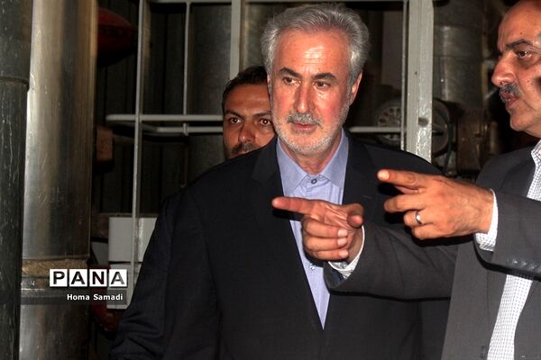 بازدید استاندار از مرکز دیسپاچینگ و توزیع برق
