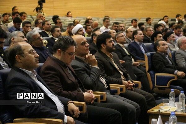 آغاز مسابقات قرآن و عترت فرهنگیان کشور در مشهد